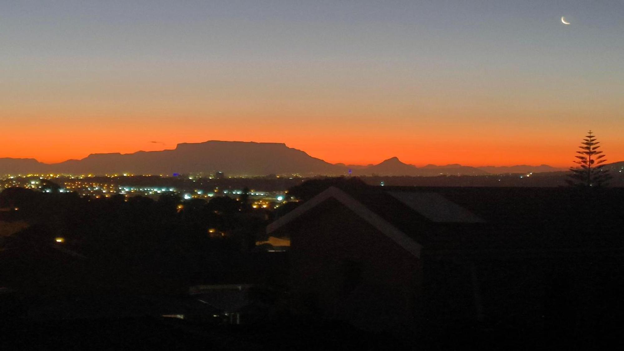 Hidden Gem Ruwari Apartment Cape Town Room photo